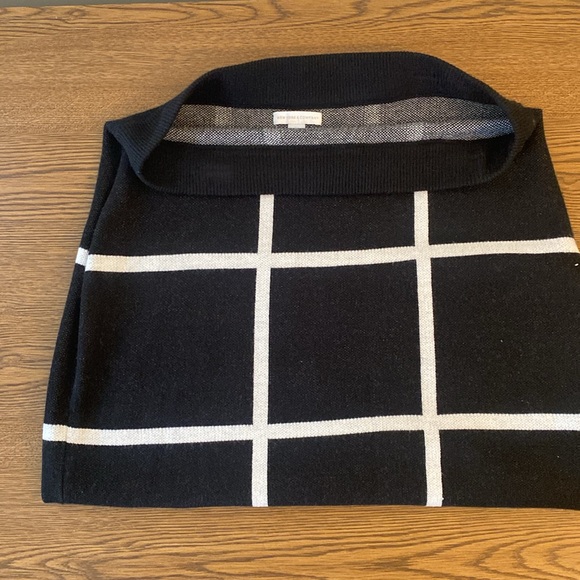 New York & Company Sweater Set - Picture 7 of 8